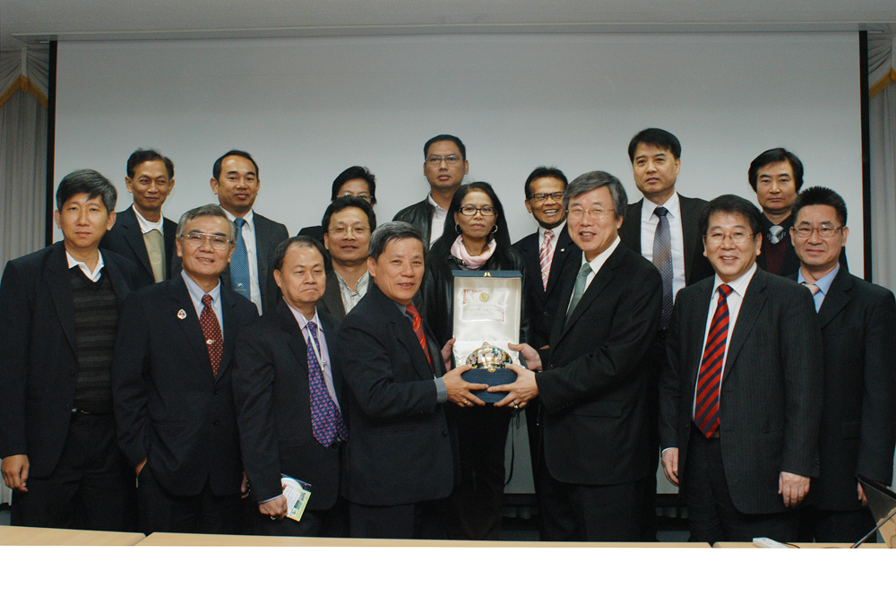 1209 ''2010년 연차실적평가 및 2011년 신규사업 선정평가회''